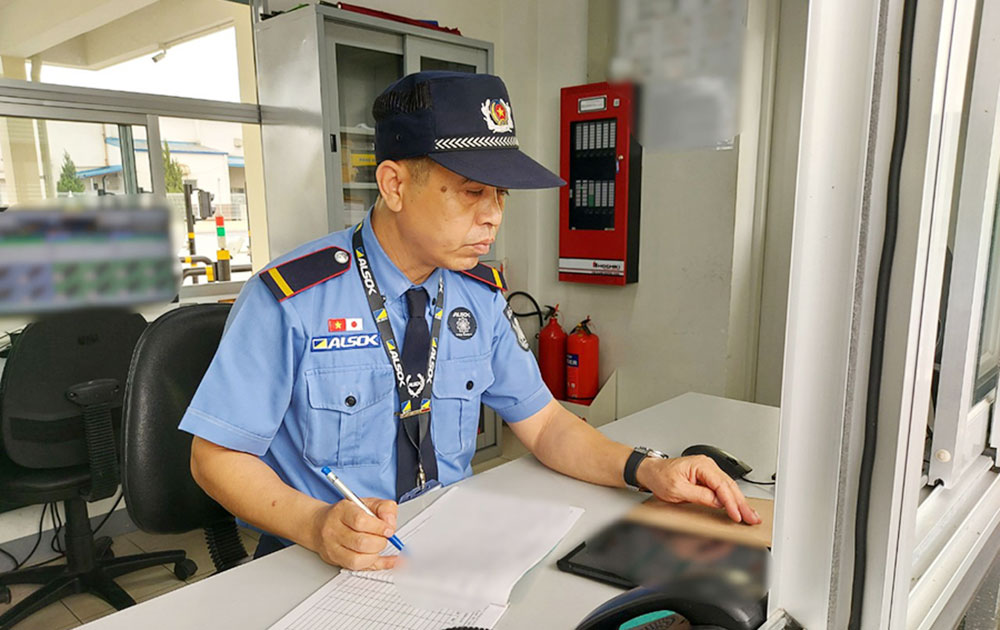 cong-ty-bao-ve-alsok-2